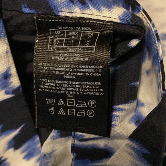 GUESS silk tapered leg pants - Picture 4 of 4